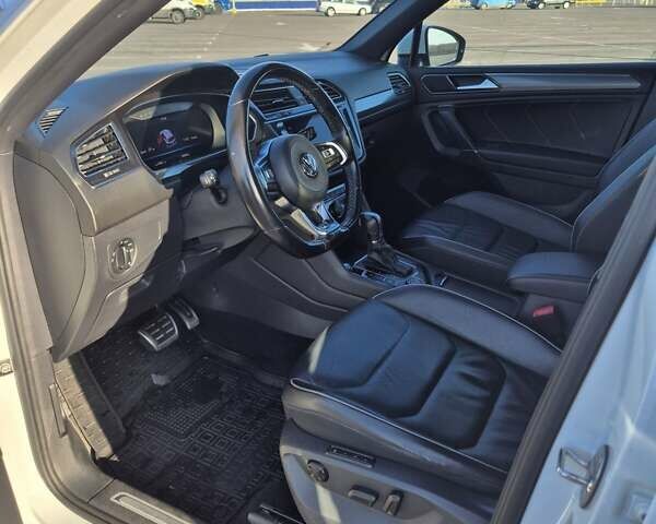 Белый Фольксваген Тигуан, объемом двигателя 1.98 л и пробегом 160 тыс. км за 29000 $, фото 18 на Automoto.ua