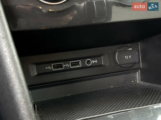 Белый Фольксваген Тигуан, объемом двигателя 1.98 л и пробегом 99 тыс. км за 20999 $, фото 28 на Automoto.ua