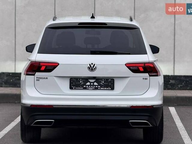 Белый Фольксваген Тигуан, объемом двигателя 2 л и пробегом 135 тыс. км за 21500 $, фото 11 на Automoto.ua