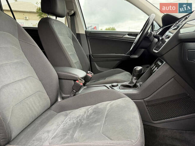 Білий Фольксваген Тігуан, об'ємом двигуна 1.97 л та пробігом 229 тис. км за 24950 $, фото 26 на Automoto.ua