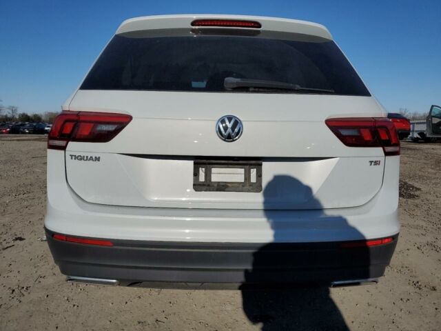 Білий Фольксваген Тігуан, об'ємом двигуна 2 л та пробігом 119 тис. км за 11500 $, фото 4 на Automoto.ua