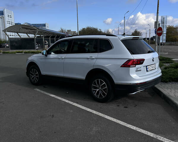 Білий Фольксваген Тігуан, об'ємом двигуна 1.98 л та пробігом 108 тис. км за 21000 $, фото 8 на Automoto.ua