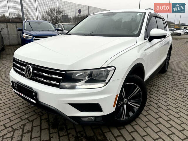 Белый Фольксваген Тигуан, объемом двигателя 1.98 л и пробегом 252 тыс. км за 14499 $, фото 5 на Automoto.ua