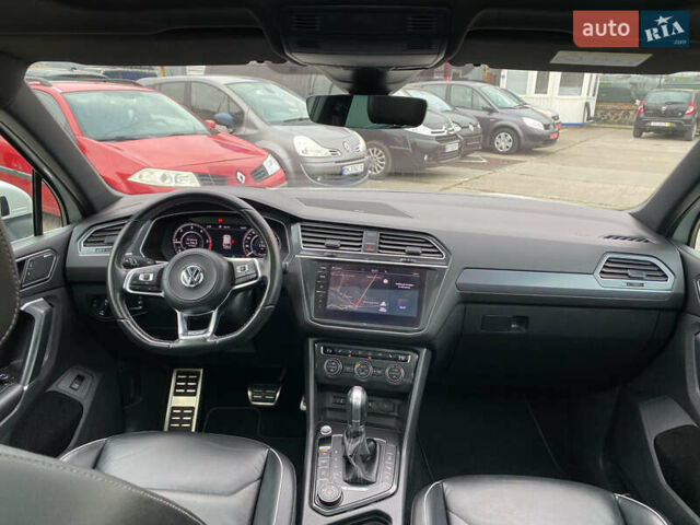 Білий Фольксваген Тігуан, об'ємом двигуна 2 л та пробігом 182 тис. км за 31600 $, фото 75 на Automoto.ua
