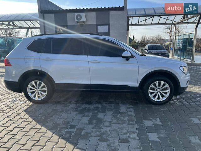 Белый Фольксваген Тигуан, объемом двигателя 2 л и пробегом 91 тыс. км за 21000 $, фото 13 на Automoto.ua
