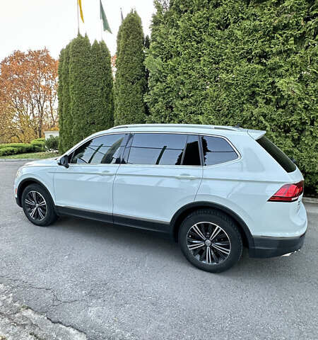 Белый Фольксваген Тигуан, объемом двигателя 1.98 л и пробегом 123 тыс. км за 23000 $, фото 2 на Automoto.ua