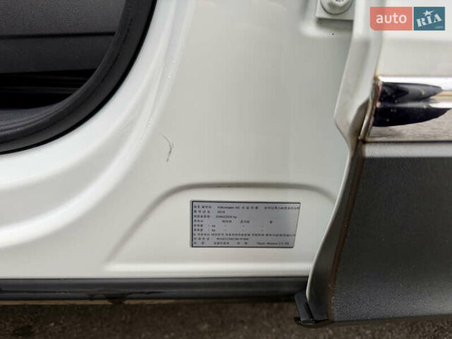 Білий Фольксваген Тігуан, об'ємом двигуна 2 л та пробігом 66 тис. км за 30999 $, фото 22 на Automoto.ua