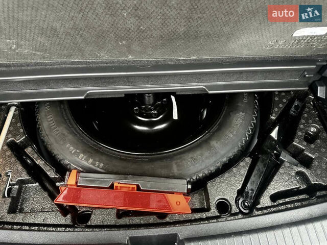 Белый Фольксваген Тигуан, объемом двигателя 1.98 л и пробегом 252 тыс. км за 14499 $, фото 19 на Automoto.ua