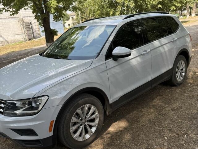 Белый Фольксваген Тигуан, объемом двигателя 2 л и пробегом 95 тыс. км за 24000 $, фото 2 на Automoto.ua