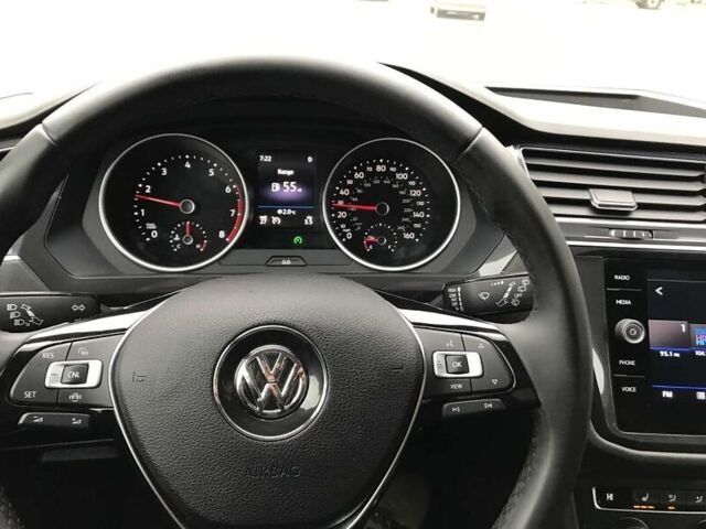 Белый Фольксваген Тигуан, объемом двигателя 2 л и пробегом 70 тыс. км за 18900 $, фото 9 на Automoto.ua