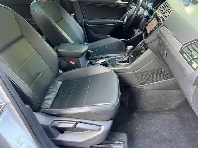 Белый Фольксваген Тигуан, объемом двигателя 2 л и пробегом 35 тыс. км за 13000 $, фото 10 на Automoto.ua