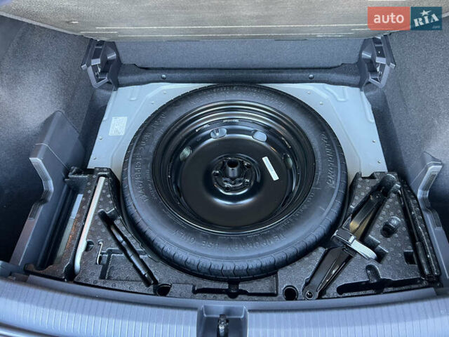 Белый Фольксваген Тигуан, объемом двигателя 2 л и пробегом 84 тыс. км за 22700 $, фото 13 на Automoto.ua