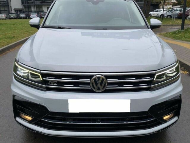 Білий Фольксваген Тігуан, об'ємом двигуна 2 л та пробігом 96 тис. км за 10000 $, фото 1 на Automoto.ua