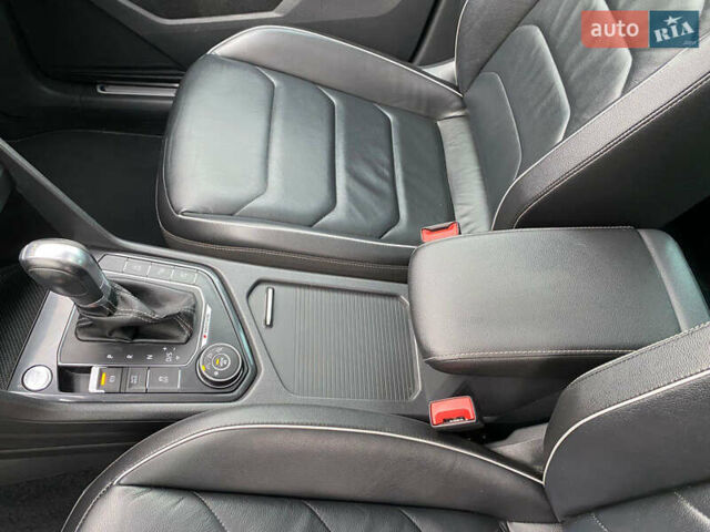 Білий Фольксваген Тігуан, об'ємом двигуна 2 л та пробігом 182 тис. км за 31600 $, фото 47 на Automoto.ua