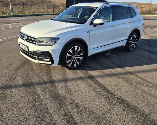 Белый Фольксваген Тигуан, объемом двигателя 1.98 л и пробегом 160 тыс. км за 29000 $, фото 21 на Automoto.ua