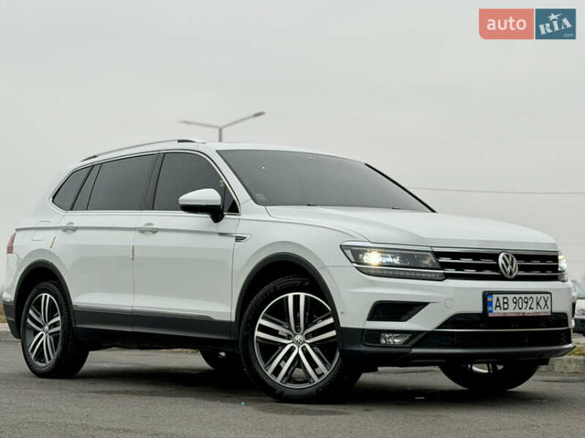 Білий Фольксваген Тігуан, об'ємом двигуна 2 л та пробігом 66 тис. км за 30999 $, фото 9 на Automoto.ua