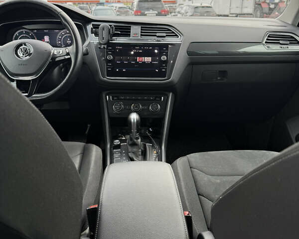 Белый Фольксваген Тигуан, объемом двигателя 1.97 л и пробегом 222 тыс. км за 27500 $, фото 16 на Automoto.ua