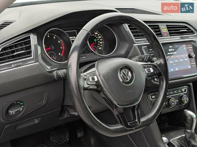 Білий Фольксваген Тігуан, об'ємом двигуна 1.98 л та пробігом 123 тис. км за 17550 $, фото 29 на Automoto.ua