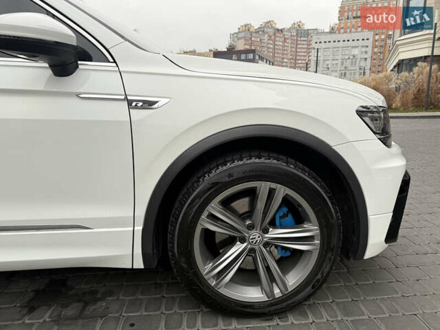 Белый Фольксваген Тигуан, объемом двигателя 1.98 л и пробегом 157 тыс. км за 22500 $, фото 12 на Automoto.ua