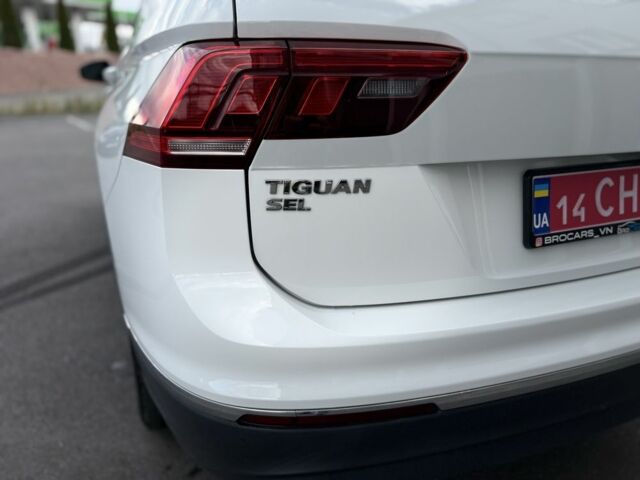 Белый Фольксваген Тигуан, объемом двигателя 2 л и пробегом 175 тыс. км за 18399 $, фото 5 на Automoto.ua