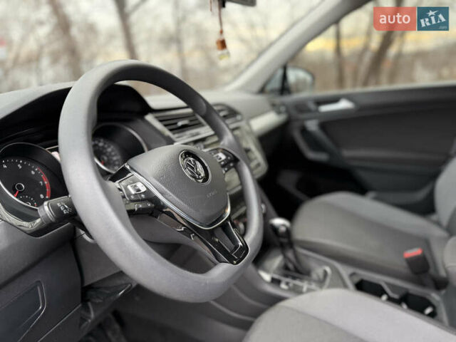 Белый Фольксваген Тигуан, объемом двигателя 2 л и пробегом 130 тыс. км за 17900 $, фото 15 на Automoto.ua