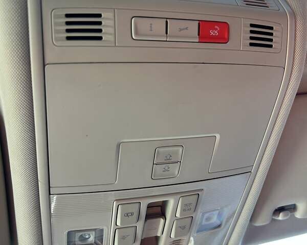 Белый Фольксваген Тигуан, объемом двигателя 2 л и пробегом 120 тыс. км за 24200 $, фото 40 на Automoto.ua