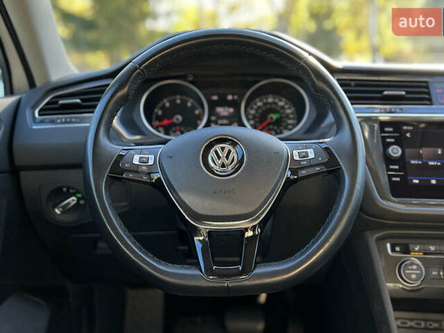 Білий Фольксваген Тігуан, об'ємом двигуна 0 л та пробігом 99 тис. км за 19900 $, фото 10 на Automoto.ua