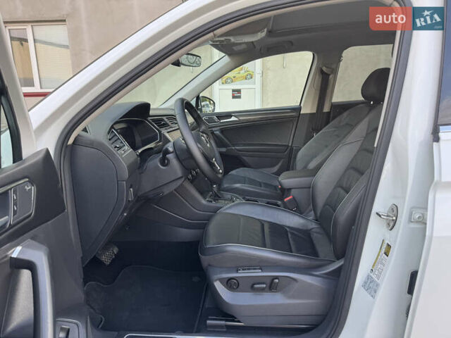 Білий Фольксваген Тігуан, об'ємом двигуна 1.98 л та пробігом 187 тис. км за 18900 $, фото 21 на Automoto.ua