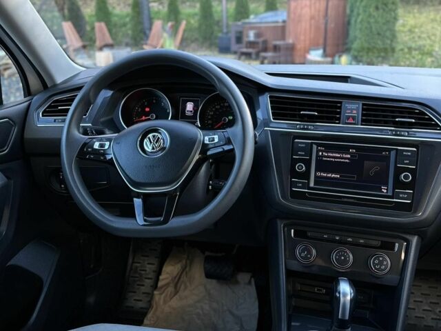 Білий Фольксваген Тігуан, об'ємом двигуна 2 л та пробігом 122 тис. км за 14303 $, фото 6 на Automoto.ua