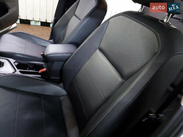 Білий Фольксваген Тігуан, об'ємом двигуна 2 л та пробігом 145 тис. км за 23600 $, фото 75 на Automoto.ua