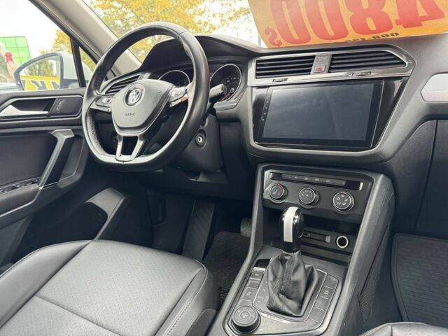 Белый Фольксваген Тигуан, объемом двигателя 2 л и пробегом 117 тыс. км за 17900 $, фото 12 на Automoto.ua