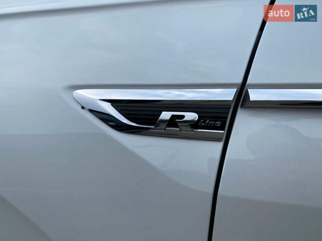 Білий Фольксваген Тігуан, об'ємом двигуна 2 л та пробігом 182 тис. км за 31600 $, фото 15 на Automoto.ua