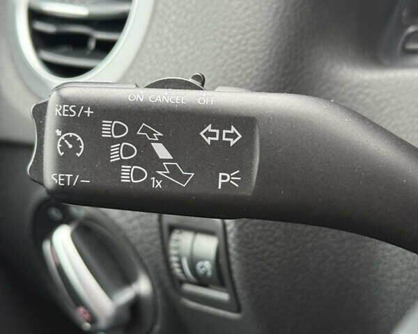 Белый Фольксваген Тигуан, объемом двигателя 2 л и пробегом 110 тыс. км за 14998 $, фото 18 на Automoto.ua