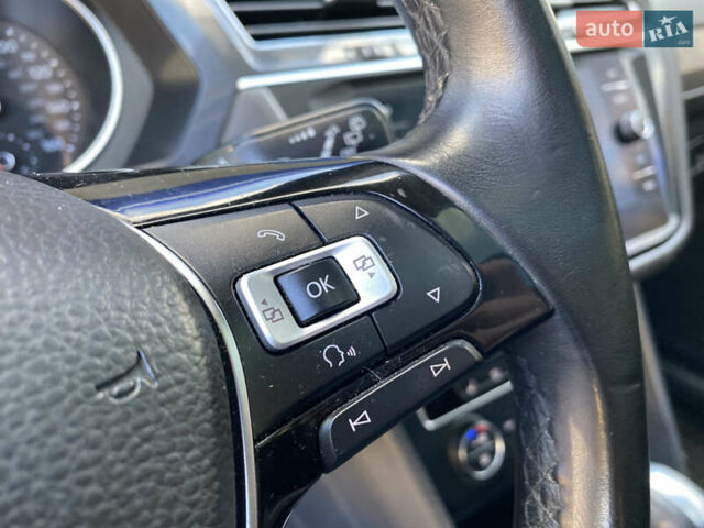 Білий Фольксваген Тігуан, об'ємом двигуна 1.98 л та пробігом 153 тис. км за 16999 $, фото 17 на Automoto.ua