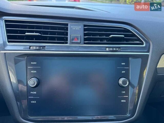 Белый Фольксваген Тигуан, объемом двигателя 1.98 л и пробегом 63 тыс. км за 26000 $, фото 10 на Automoto.ua