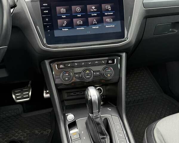 Білий Фольксваген Тігуан, об'ємом двигуна 1.98 л та пробігом 160 тис. км за 29800 $, фото 19 на Automoto.ua