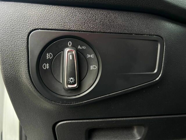 Белый Фольксваген Тигуан, объемом двигателя 2 л и пробегом 115 тыс. км за 17900 $, фото 13 на Automoto.ua