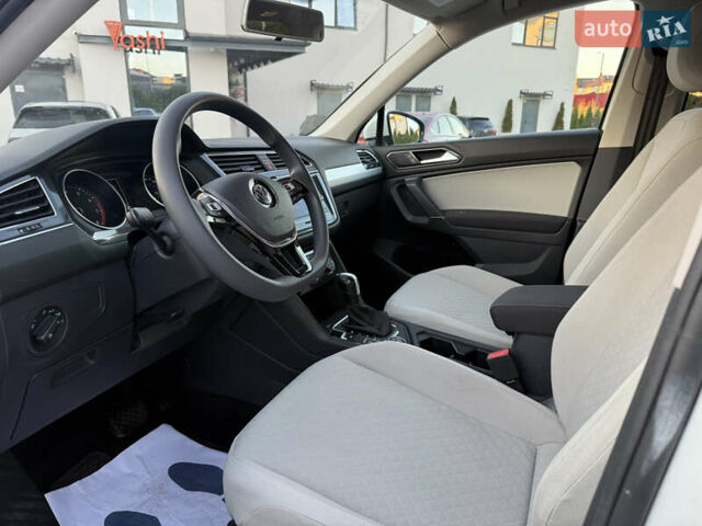 Белый Фольксваген Тигуан, объемом двигателя 1.98 л и пробегом 135 тыс. км за 16400 $, фото 31 на Automoto.ua