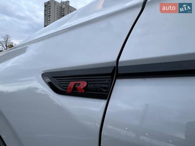 Белый Фольксваген Тигуан, объемом двигателя 1.98 л и пробегом 121 тыс. км за 22600 $, фото 1 на Automoto.ua