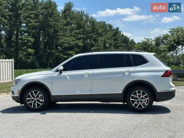 Белый Фольксваген Тигуан, объемом двигателя 1.98 л и пробегом 120 тыс. км за 19999 $, фото 2 на Automoto.ua