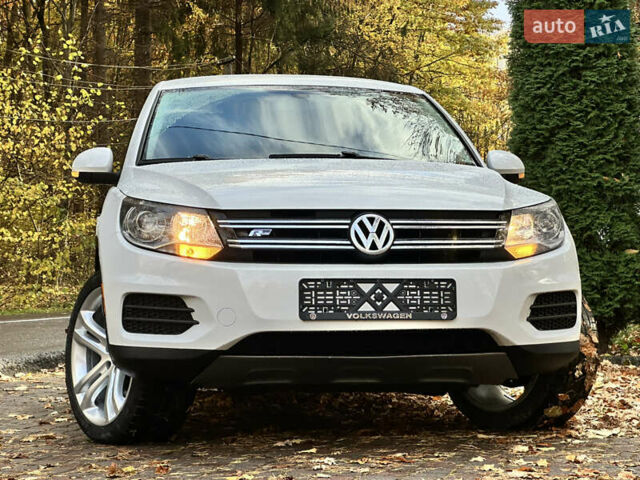 Белый Фольксваген Тигуан, объемом двигателя 1.98 л и пробегом 135 тыс. км за 12899 $, фото 2 на Automoto.ua