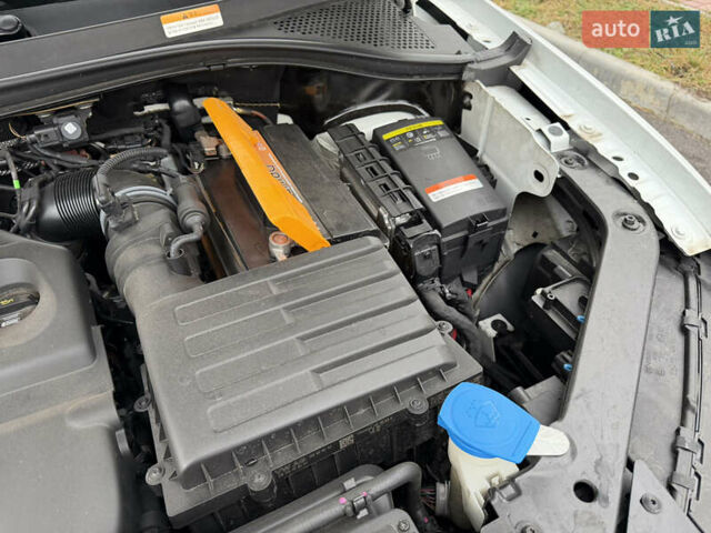 Білий Фольксваген Тігуан, об'ємом двигуна 2 л та пробігом 66 тис. км за 30999 $, фото 99 на Automoto.ua