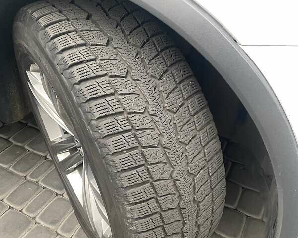 Белый Фольксваген Тигуан, объемом двигателя 1.98 л и пробегом 157 тыс. км за 22500 $, фото 30 на Automoto.ua