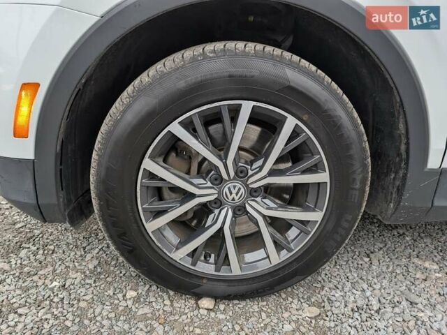 Білий Фольксваген Тігуан, об'ємом двигуна 1.98 л та пробігом 123 тис. км за 17550 $, фото 21 на Automoto.ua