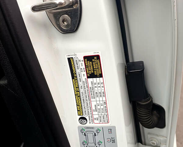 Білий Фольксваген Тігуан, об'ємом двигуна 2 л та пробігом 145 тис. км за 23600 $, фото 43 на Automoto.ua