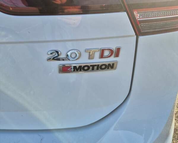 Белый Фольксваген Тигуан, объемом двигателя 1.98 л и пробегом 160 тыс. км за 29000 $, фото 24 на Automoto.ua