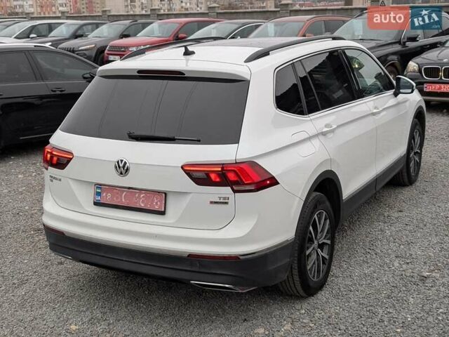 Білий Фольксваген Тігуан, об'ємом двигуна 1.98 л та пробігом 123 тис. км за 17550 $, фото 12 на Automoto.ua