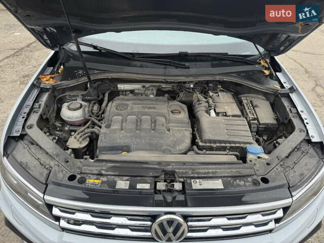 Білий Фольксваген Тігуан, об'ємом двигуна 1.97 л та пробігом 150 тис. км за 33500 $, фото 8 на Automoto.ua