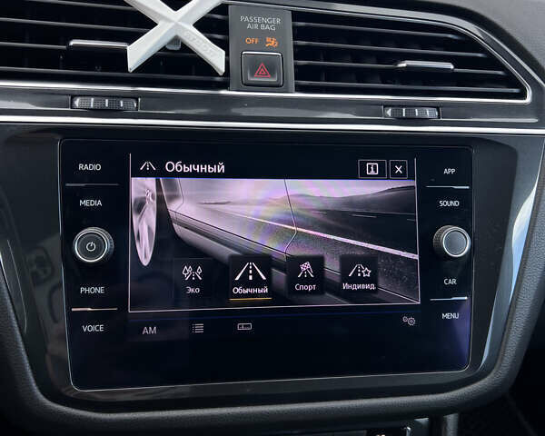 Білий Фольксваген Тігуан, об'ємом двигуна 1.98 л та пробігом 108 тис. км за 21000 $, фото 23 на Automoto.ua