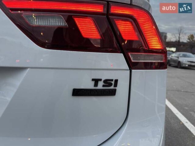 Белый Фольксваген Тигуан, объемом двигателя 1.98 л и пробегом 121 тыс. км за 22600 $, фото 14 на Automoto.ua